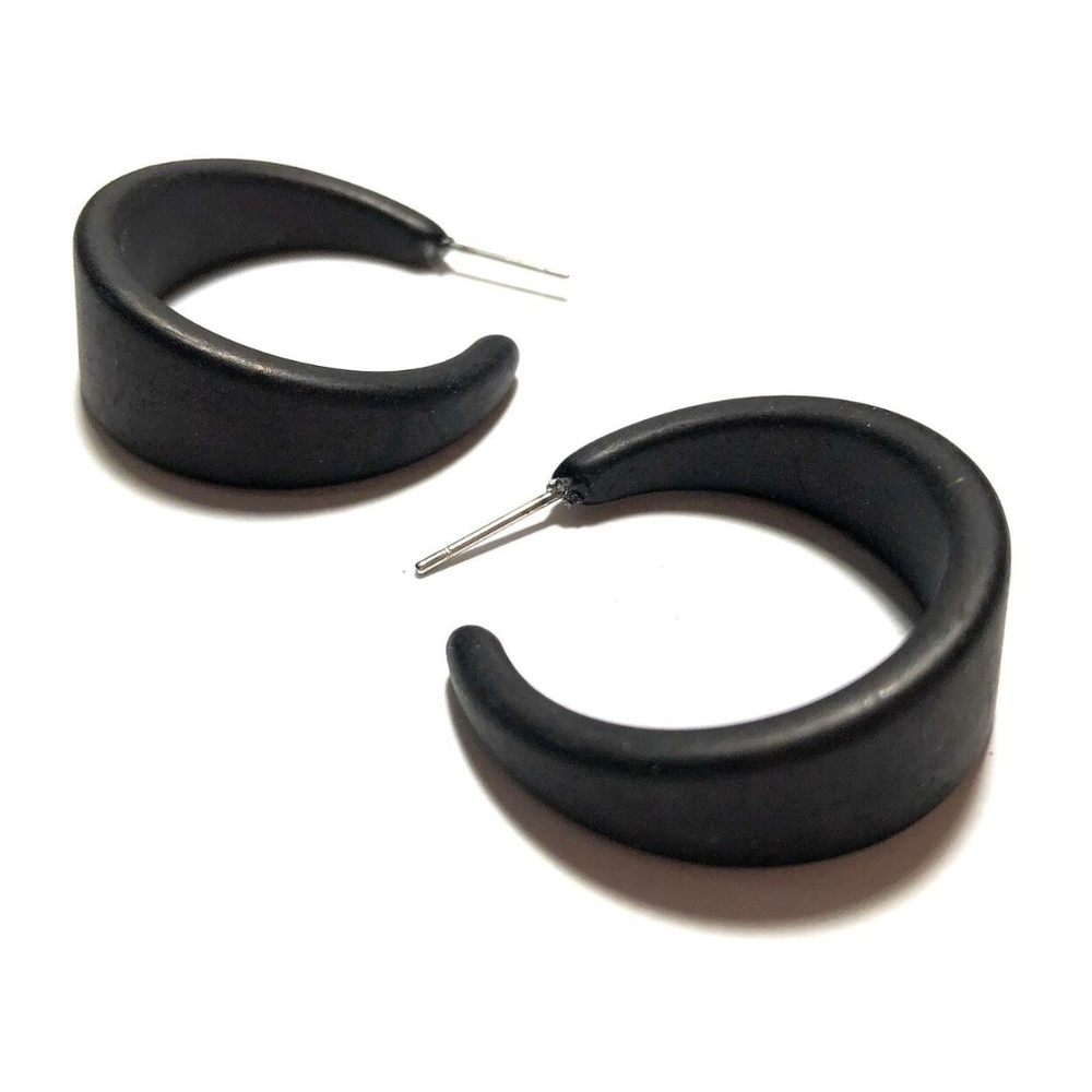 Black Large Marilyn Lucite Tapered Hoop Earrings